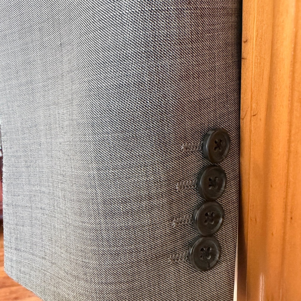 Egara Light Gray Two-Button Suit Jacket - image 4